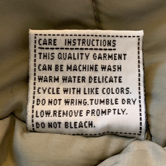 “EAGLES RIDGE” Quilted Lining Coat  NWT - Picture 6 of 6